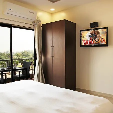 Saburi Apartments Shirdi Exterior photo